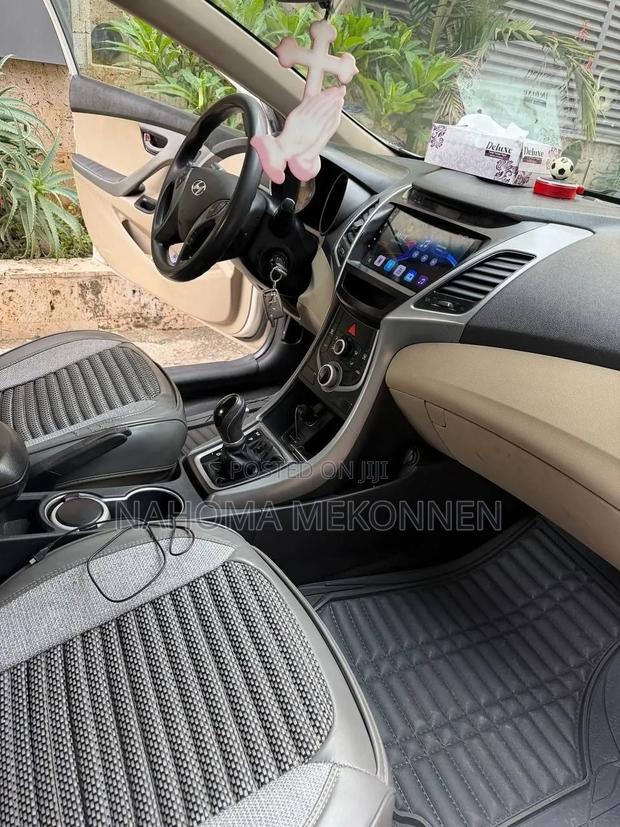 Hyundai Elantra 2015 Ivory