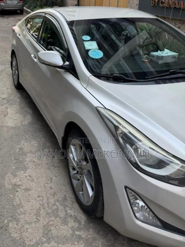 Hyundai Elantra 2015 Ivory