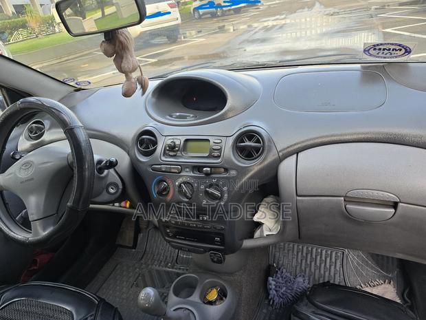 Toyota Yaris 2003 Blue