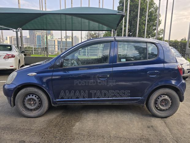 Toyota Yaris 2003 Blue