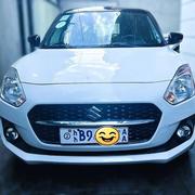 Suzuki Swift 2021 White for sale