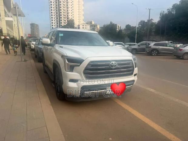 Toyota Sequoia 2023 White