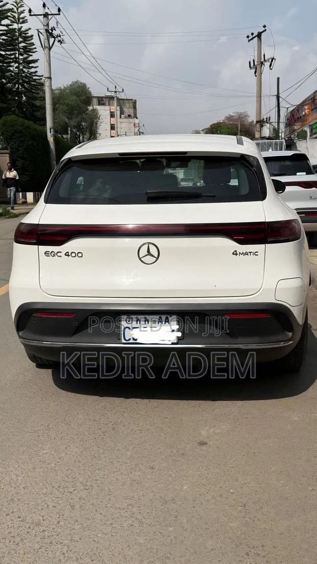 Mercedes-Benz EQC EQC400 4MATIC 2022 White
