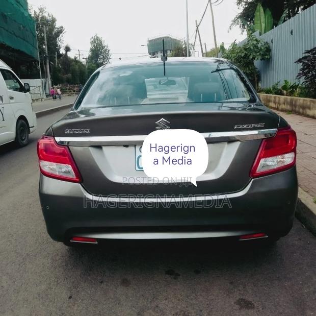 Suzuki Dzire 2023 Gray