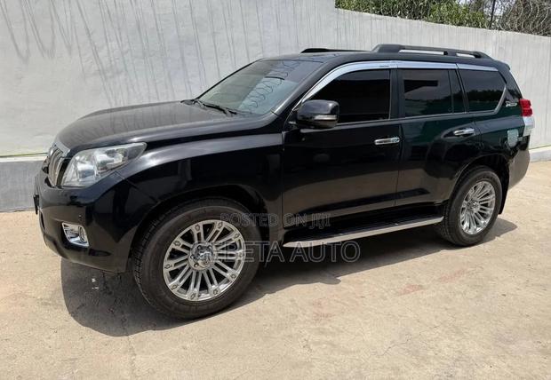 Toyota Land Cruiser Prado 2016