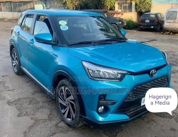 Toyota Raize 2022 Blue