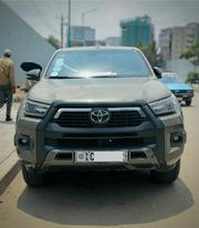 Toyota Hilux 2021 Gray for sale