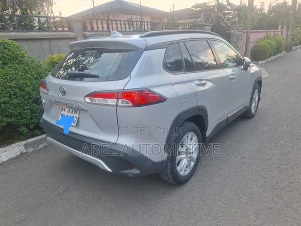 Toyota Corolla 2023 Silver