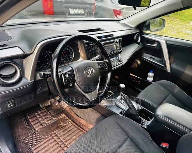Toyota RAV4 2015 Silver
