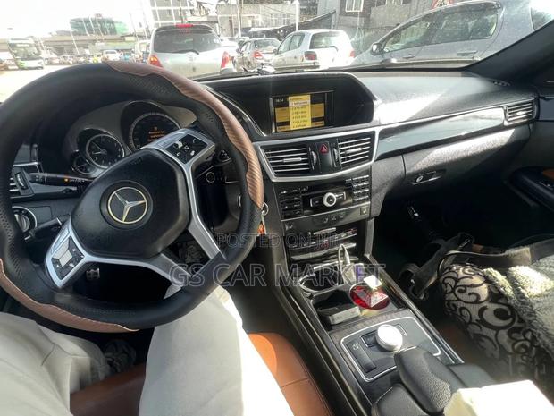 Mercedes-Benz E200 2014 Silver
