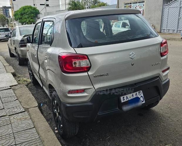 Suzuki S-Presso 2022 Silver
