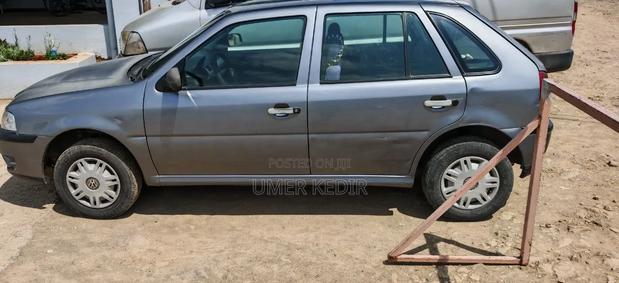 Volkswagen Golf 2005 Blue