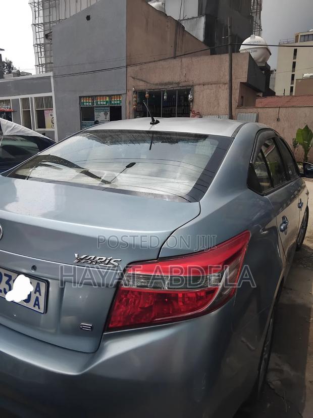Toyota Yaris 2015 Blue