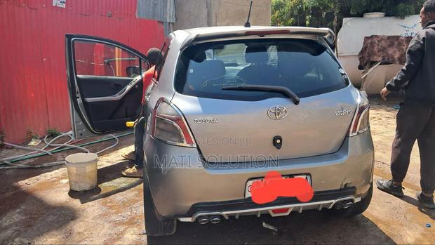 Toyota Yaris 1.3 VVT-i Automatic 2007 Silver
