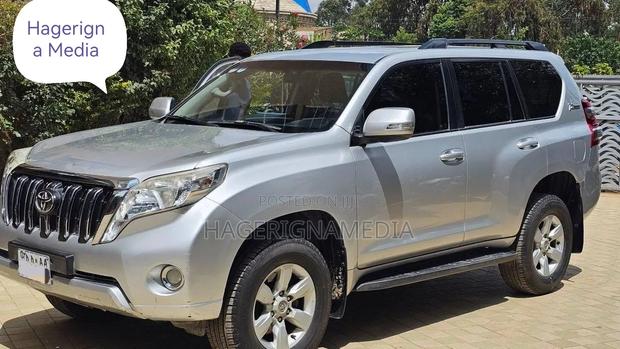 Toyota Land Cruiser Prado 2015 Silver