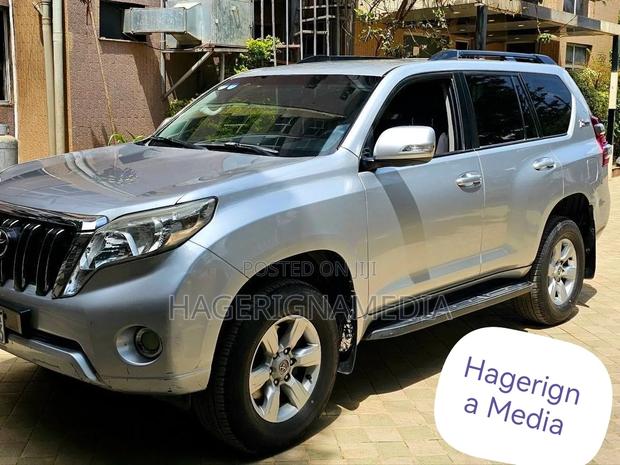 Toyota Land Cruiser Prado 2015 Silver