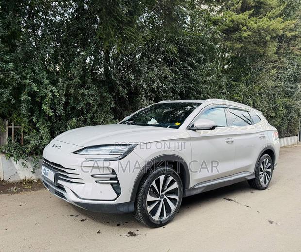 BYD Song Plus DM-i 2024 Gray