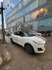 Suzuki Swift 2022 White for sale