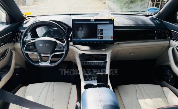 BYD Song Plus DM-i 2024 White