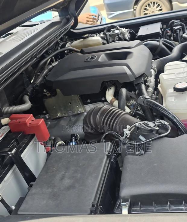 Toyota Land Cruiser 2024 Gray