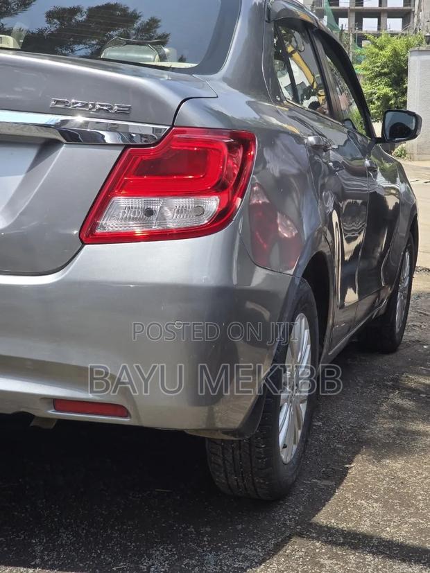 Suzuki Dzire 2022 Silver