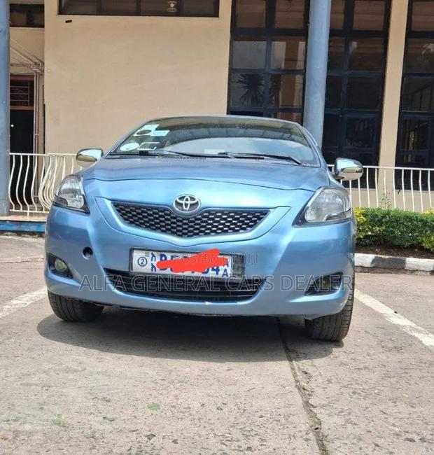 Toyota Belta 2011
