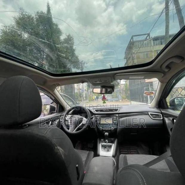 Nissan Qashqai 2017 Gray