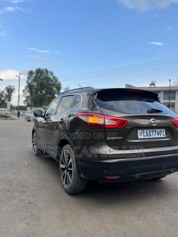 Nissan Qashqai 2017 Gray