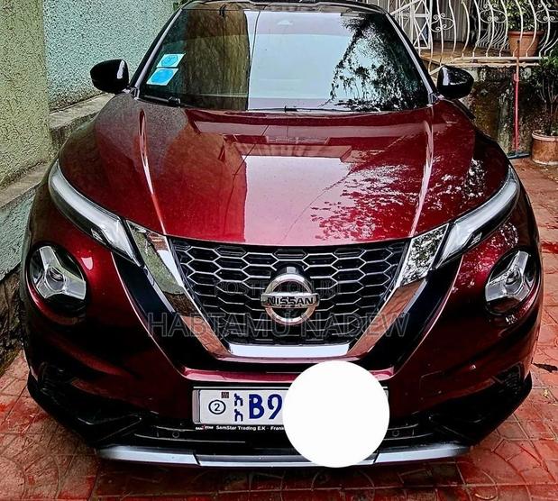 Nissan Juke 2021 Red