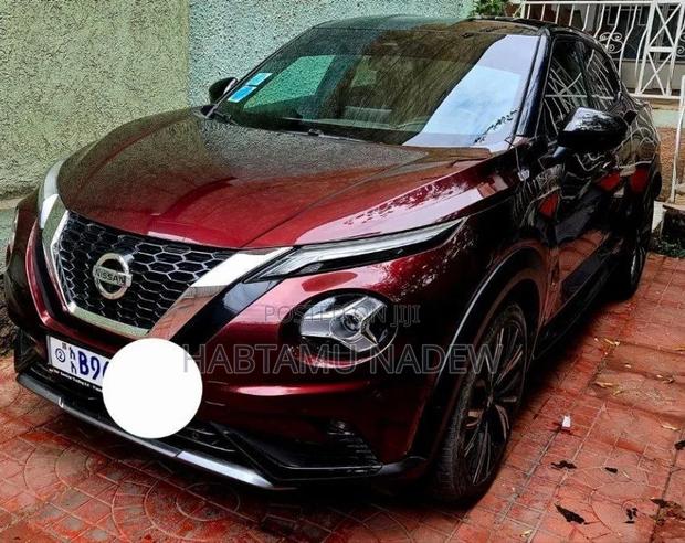 Nissan Juke 2021 Red