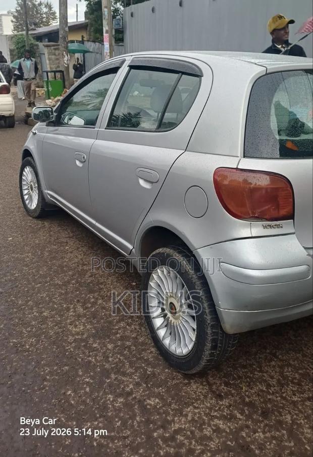 Toyota Yaris 2005 Silver