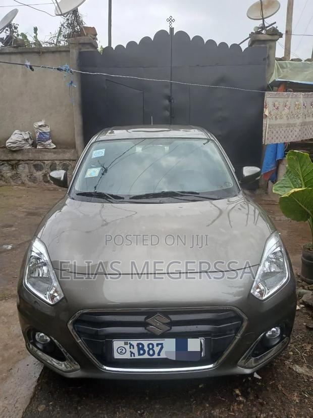 Suzuki Dzire 2022 Silver