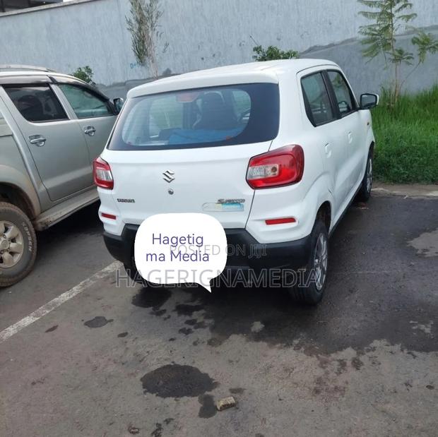 Suzuki S-Presso 2021 White