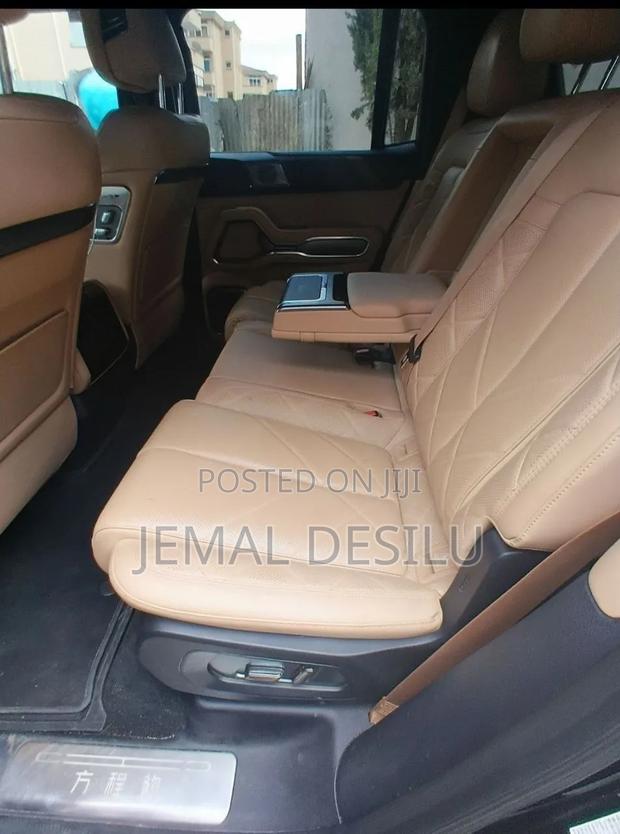 BYD Leopard 8 2.0 Hybrid AWD 2025 Gray