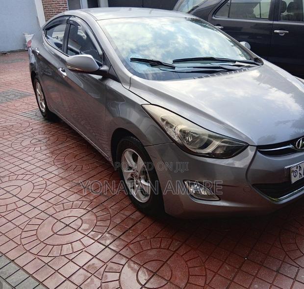 Hyundai Avante 2013 Gray