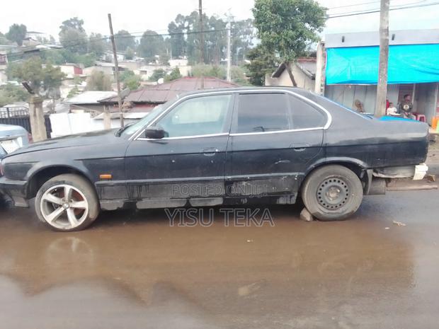 BMW 5 Series 528i 1998 Black