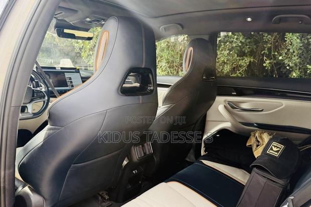 BYD Song Plus 1.5 CVT Hybrid AWD 2024 Gray