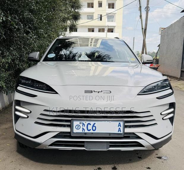 BYD Song Plus 1.5 CVT Hybrid AWD 2024 Gray