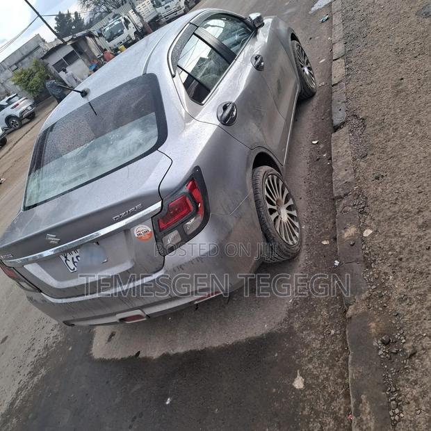 Suzuki Dzire 2022 Silver