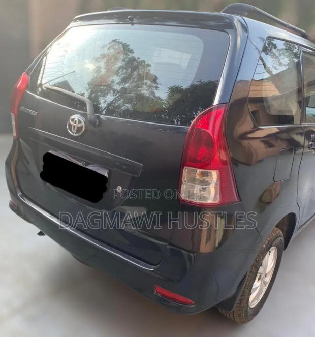 Toyota Avanza 2013 Black