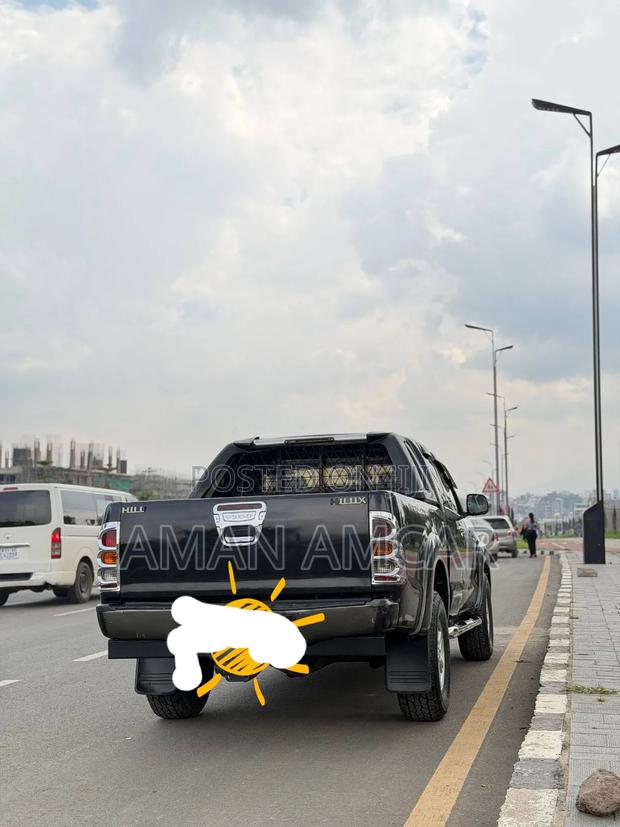 Toyota Hilux 2008 Black