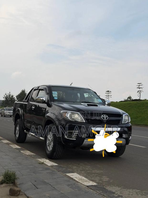 Toyota Hilux 2008 Black