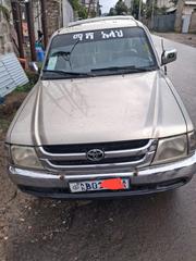 Toyota Hilux 2002 Silver for sale