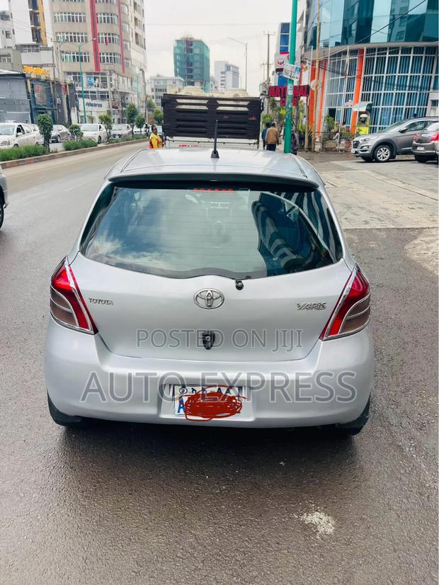 Toyota Yaris 2005 Silver