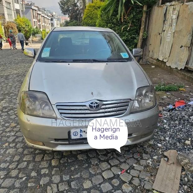 Toyota Corolla 2001 Silver