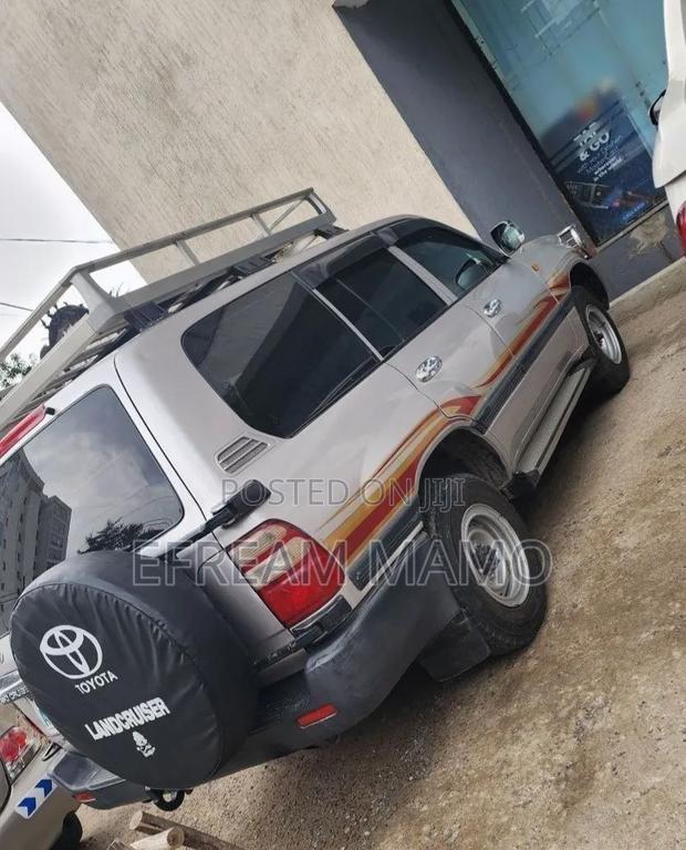 Toyota Land Cruiser 2006