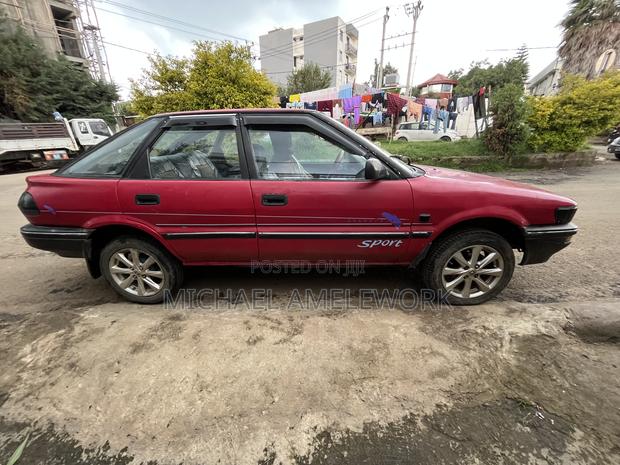 Toyota Corolla Hatchback 1990 Red