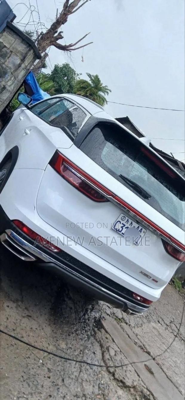 Chery Tiggo 2 2022 White