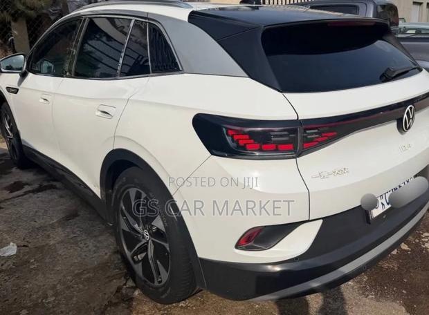 Volkswagen ID.4 Crozz 77 kWh RWD 2022 White