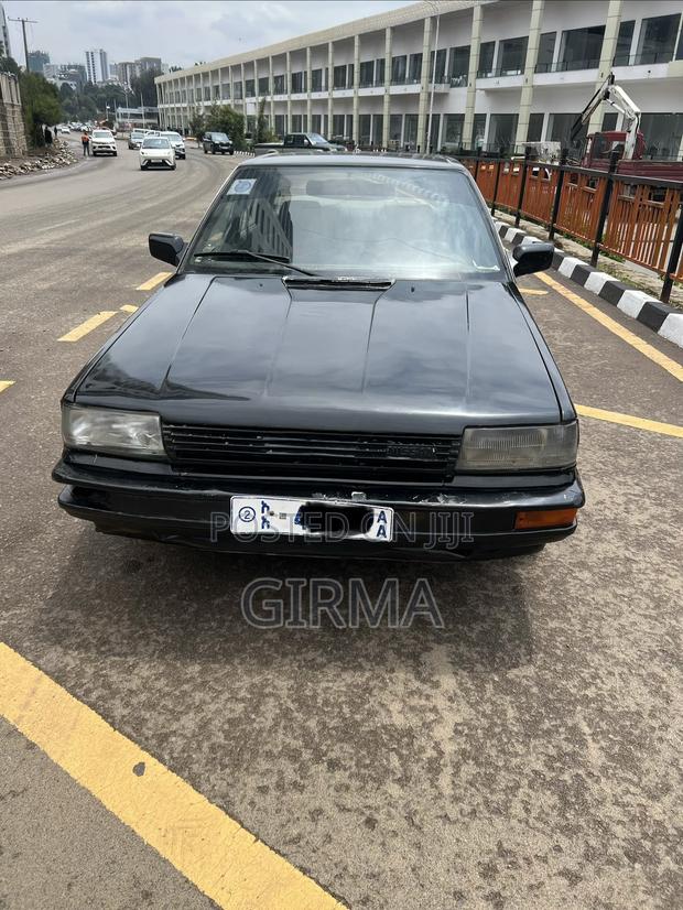 Nissan Bluebird 1985 Black